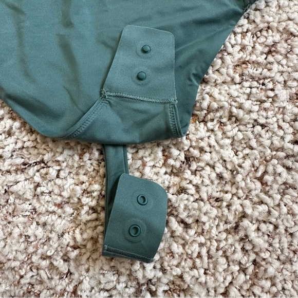 Lululemon Wundermost Ultra-Soft Nulu Mockneck Sleevless Bodysuit - Picture 9 of 15